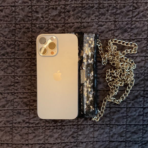 Kate Spade Sequined Bag with Chain - Picture 11 of 11